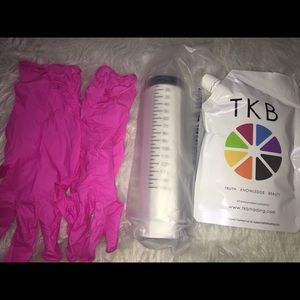 Lipgloss kit.Create your own lip gloss